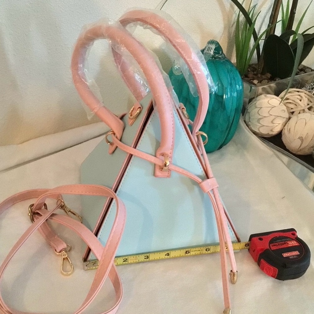 pyramid crossbody